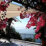 I Limoni Couette-café 3*