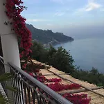 Oda ve Kahvaltı I Limoni