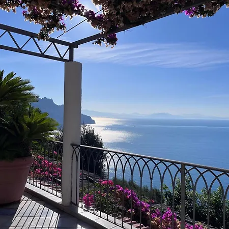 I Limoni Bed and Breakfast Ραβέλλο