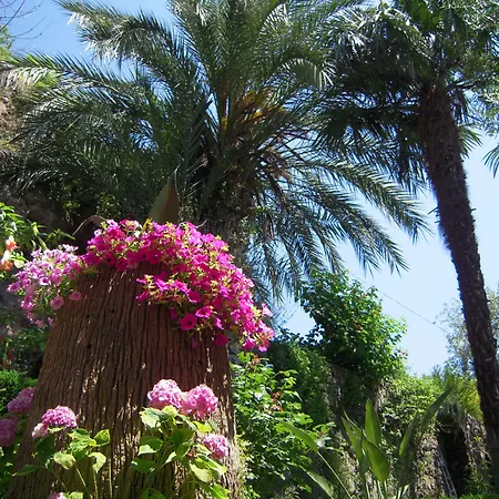 I Limoni 3* ラヴェッロ