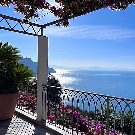 Bed and Breakfast I Limoni Ραβέλλο